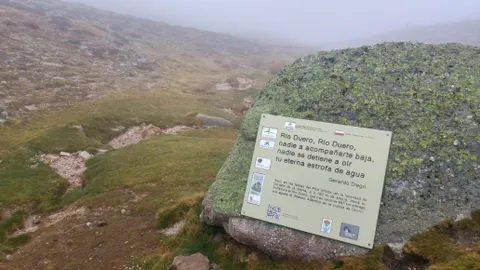 Vista del nacimiento del río Duero en los Picos de Urbión