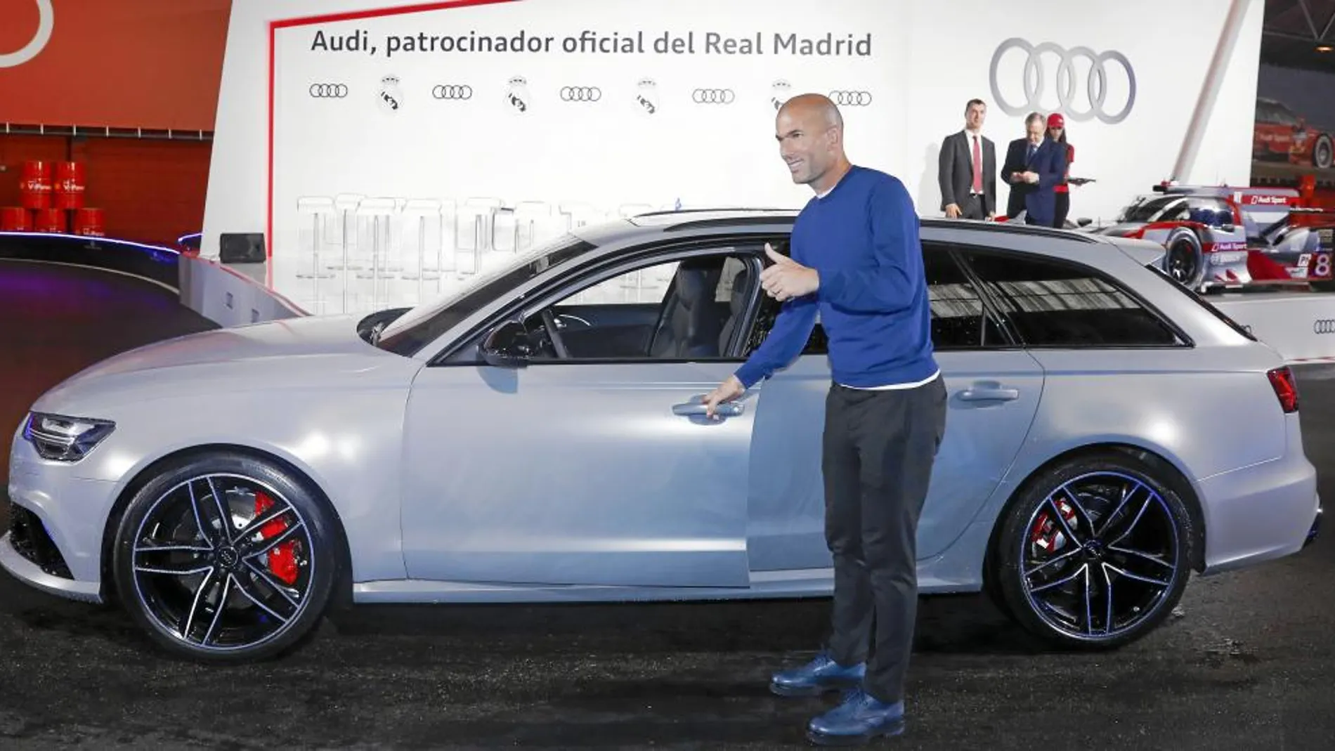 Audi entregó los coches a la plantilla del Real Madrid