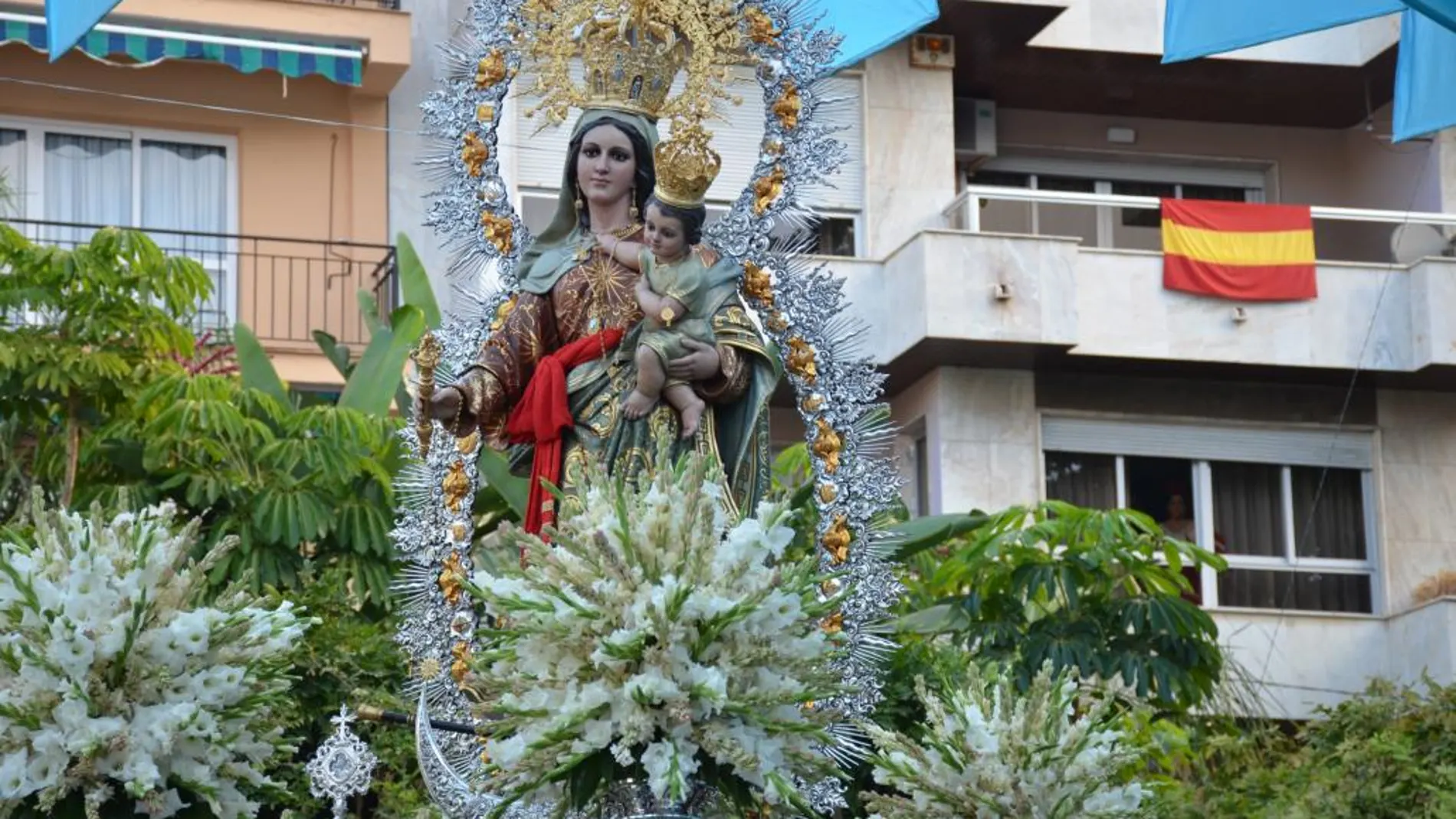 Fuengirola celebra el día de la Virgen del Rosario