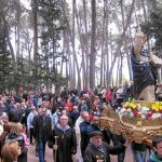 La romería a la ermita de San Vicente de Llíria congrega siempre a un gran número de asistentes