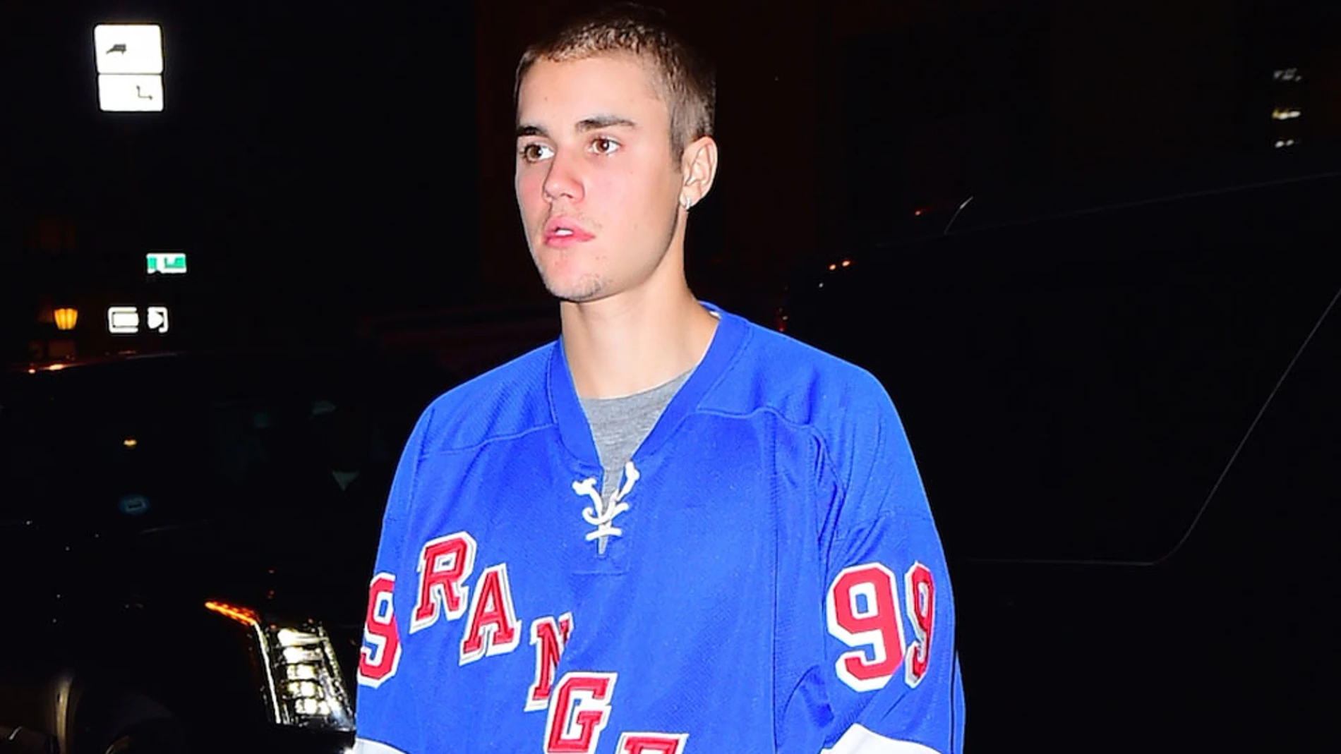 Justin Bieber recurrió a una agencia de modelos para contratar acompañantes en Praga