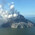 Alrededor de 1.500 personas evacuadas por la erupción de un volcán cerca de Papúa Nueva Guinea