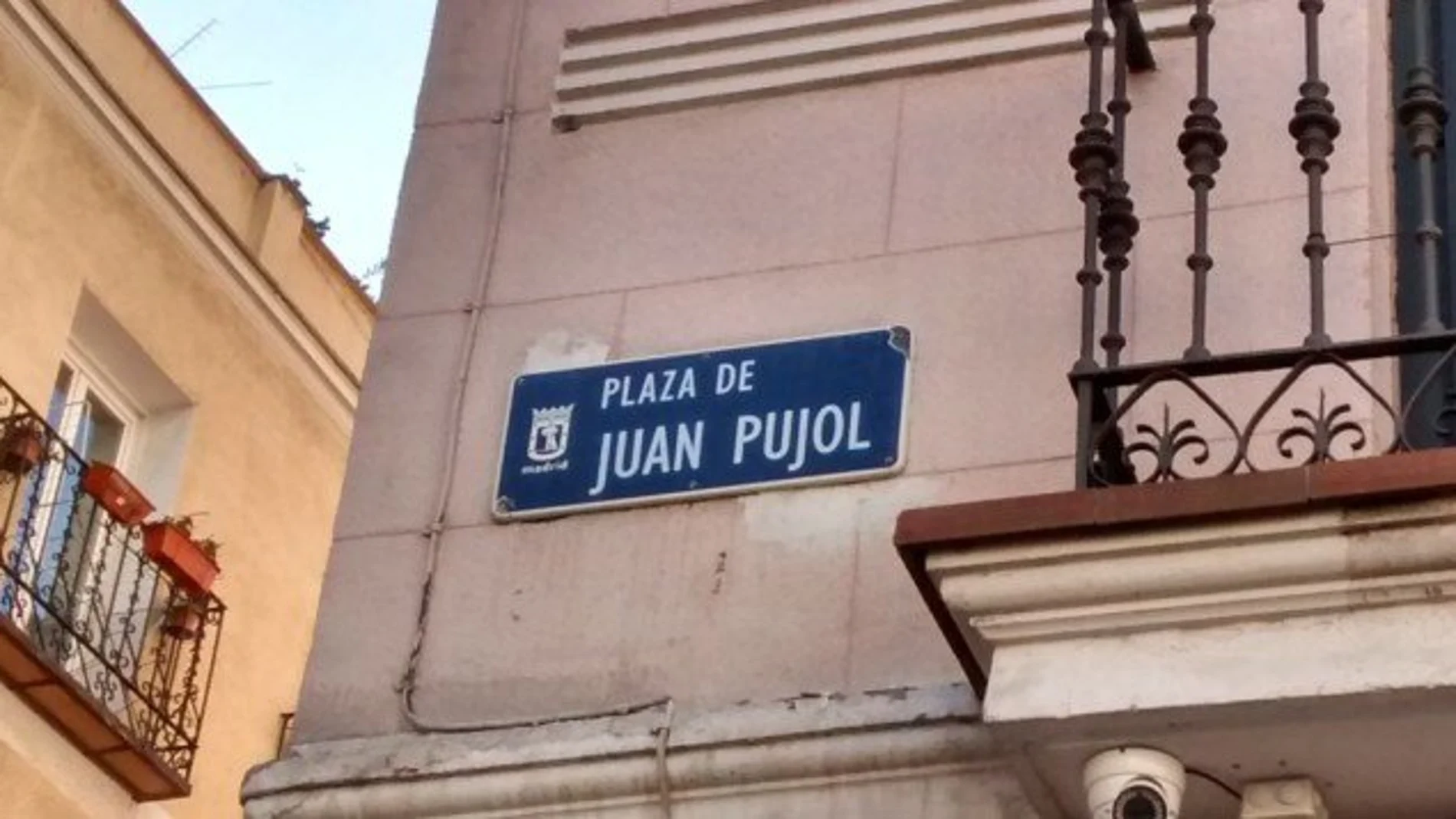 Plaza del poeta y periodista Juan Pujol