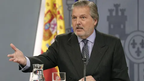 El portavoz del Gobierno, Íñigo Méndez de Vigo, durante la rueda de prensa posterior a la reunión del Consejo de Ministros