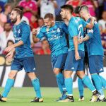 Lucas Vázquez, Sergio Ramos y Casemiro felicitan a Asensio tras su gol en el Camp Nou