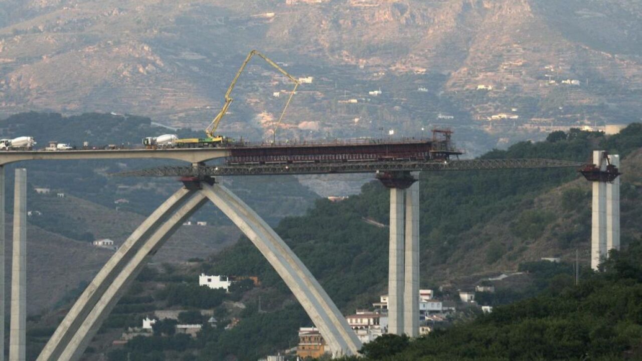 La inversión en obra pública en la región cae un 84% durante la crisis