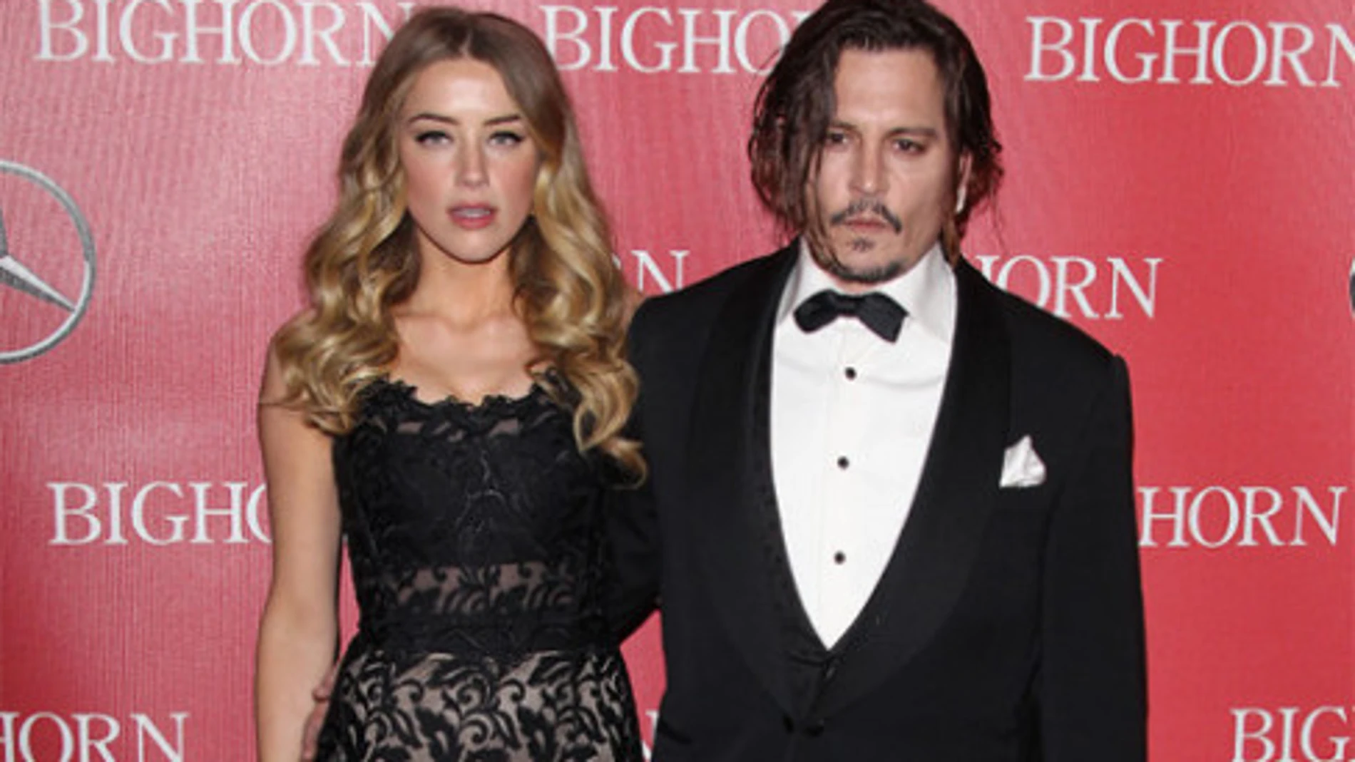 Amber Heard y Johnny Depp querían finalizar su divorcio lejos de los tribunales