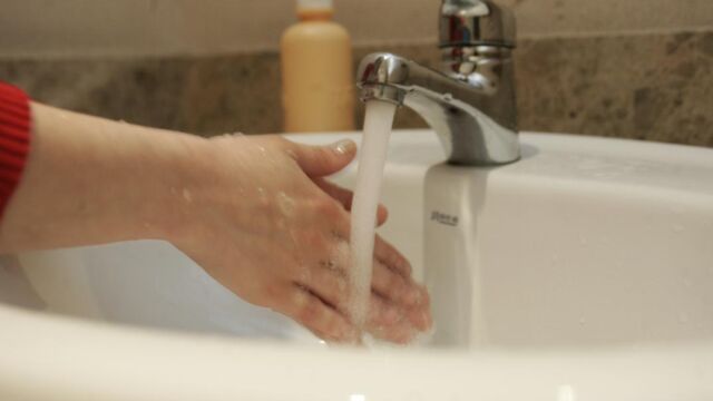Un plaguicida detectado en el agua potable de Almenara restringe su consumo