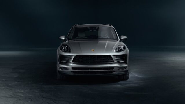 Porsche se enchufa