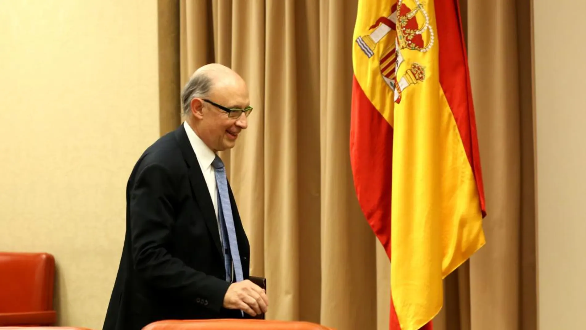 Cristóbal Montoro, ayer en la Comisión de Presupuestos del Congreso