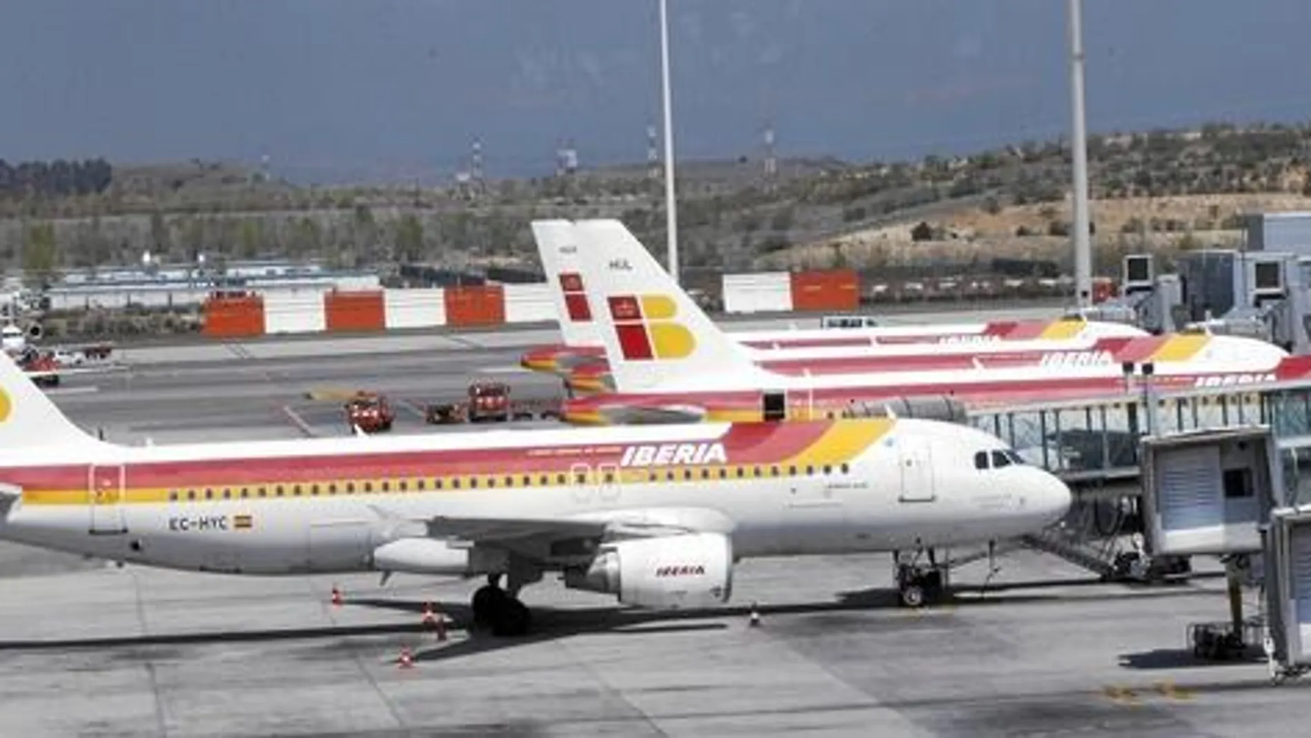 El sindicato de pilotos acusa a Iberia de dejar la T4 de Barajas en manos de British Airways