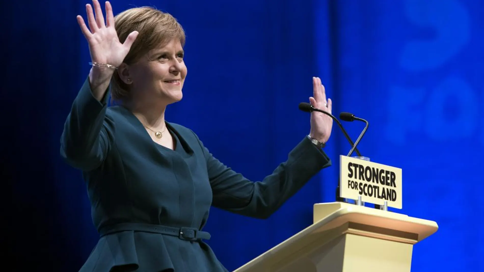 Nicola Sturgeon dice que debe defender los intereses de los escoceses antes de la salida de Reino Unido de la UE