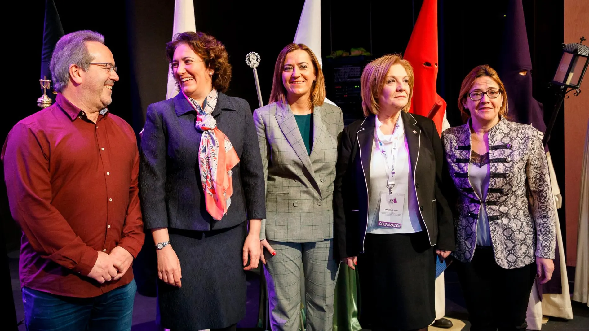 Francisco Guarido, María Josefa García Cirac, Virginia Barcones, Isabel García y Mayte Martín en la inauguración del Congreso