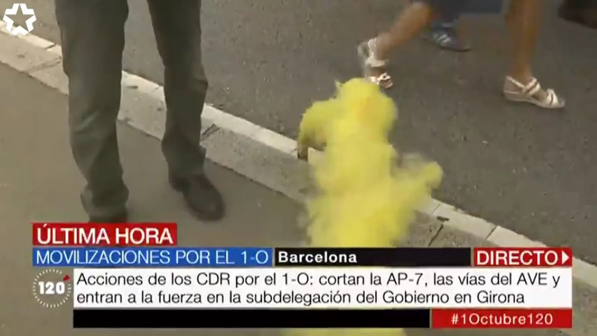 Así boicotean los independentistas la labor de los reporteros de TVE y Telemadrid