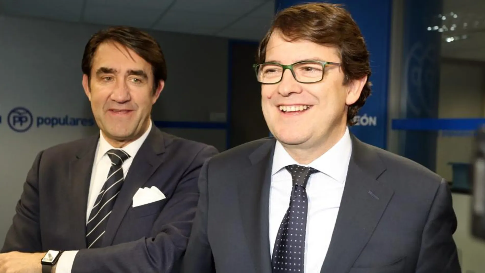 Alfonso Fernández Mañueco junto a Juan Carlos Suárez Quiñones