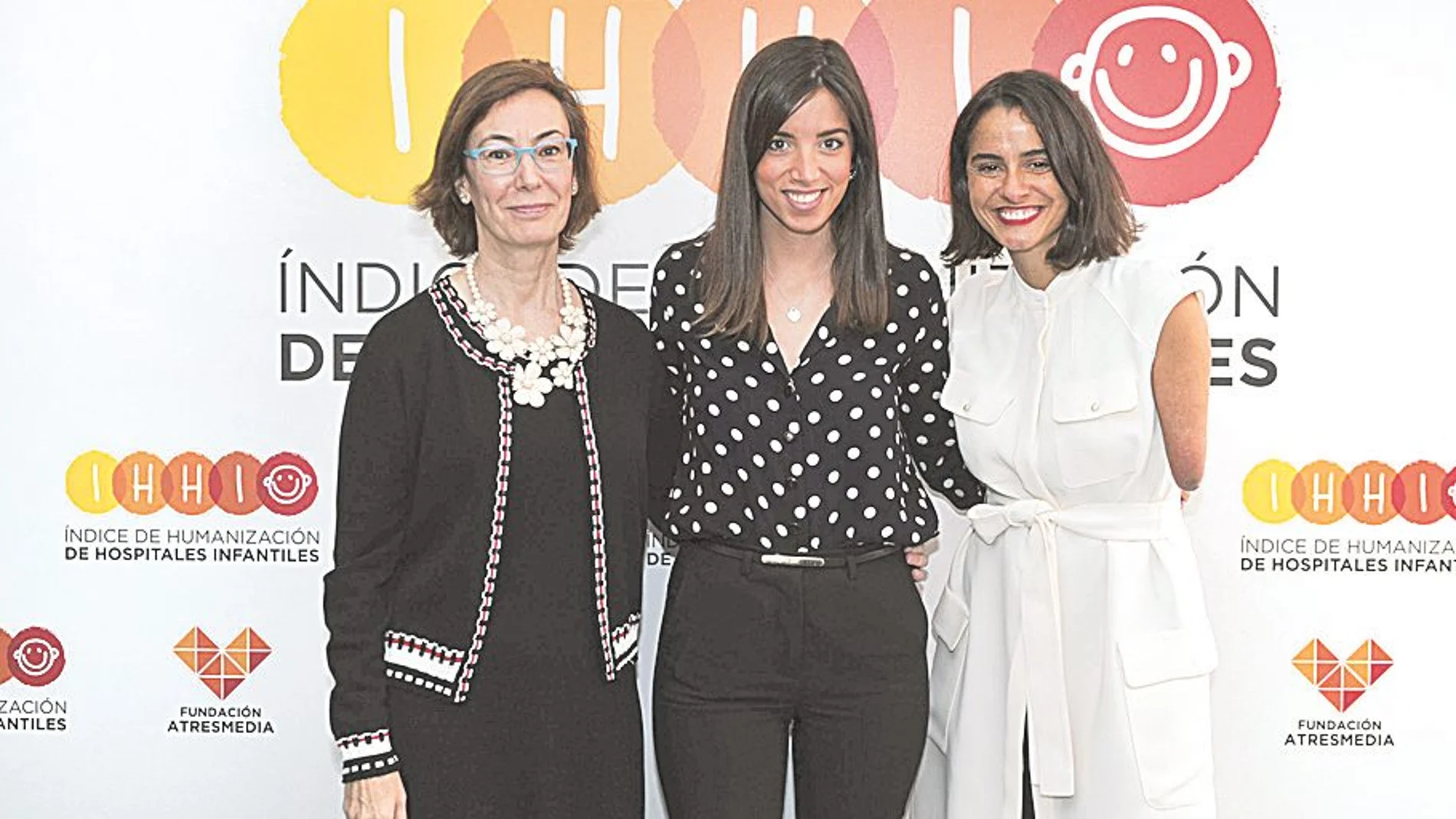 De izda. a dcha., Carmen Bieger, Ana Mayoral y Lary León