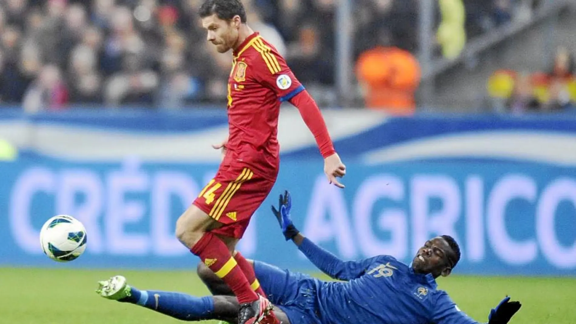 Pogba se enfrentó a Xabi el mes pasado en el Francia-España; fue expulsado