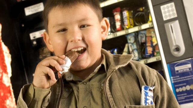 Curar la obesidad infantil en el quirófano