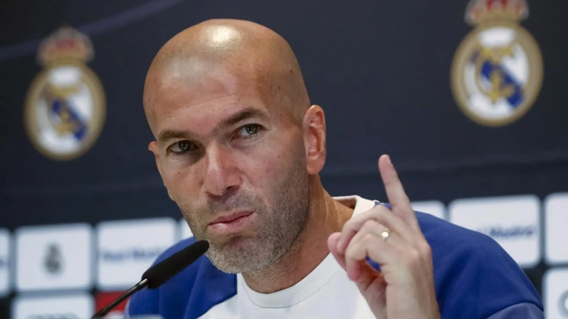 Zinedine Zidane, durante la rueda de prensa que ha ofrecido tras el entrenamiento de hoy en Valdebebas