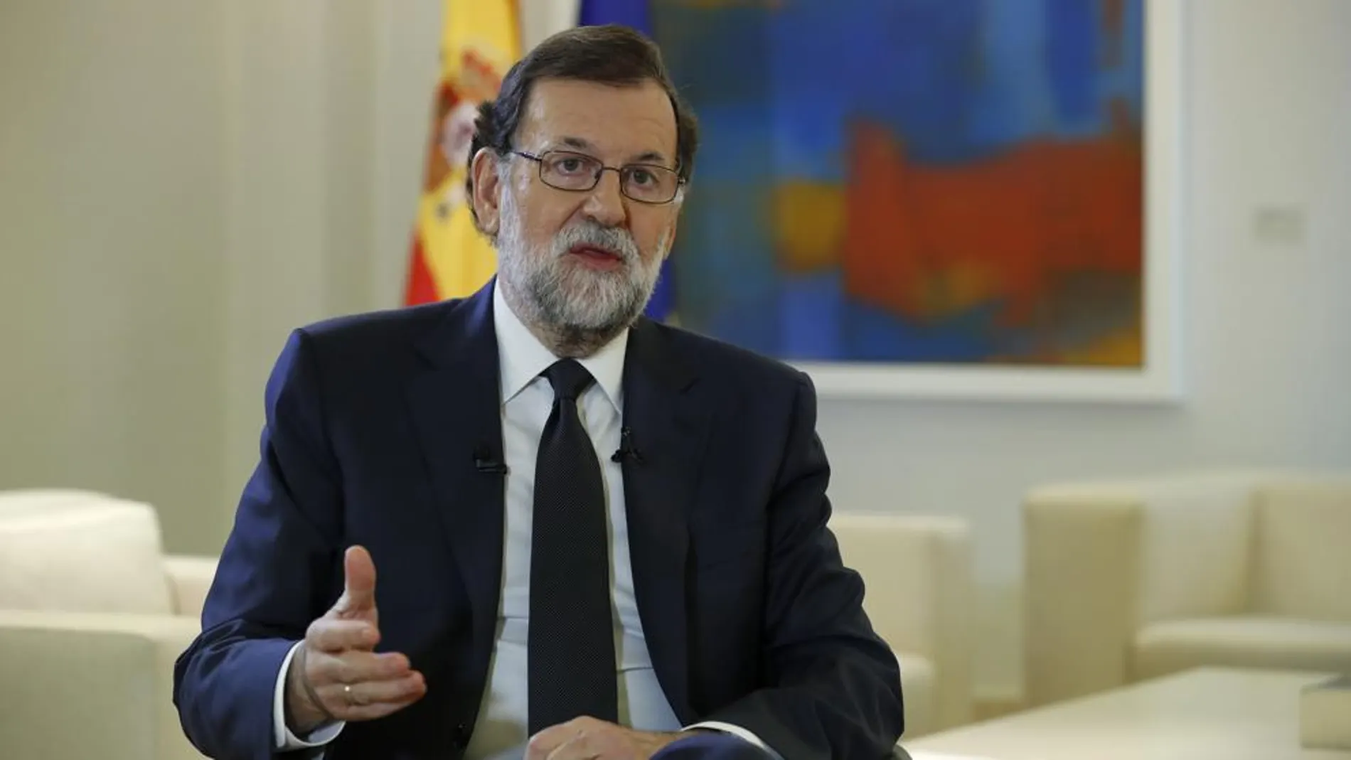 Rajoy, ayer en La Moncloa durante la entrevista que le realizó el presidente de la Agencia EFE, José Antonio Vera