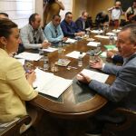 Virginia Barcones recibe a la junta directiva de ASAJA Castilla y León