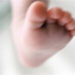 Conmoción en Irlanda: un bebé de 2 semanas ingresa en el hospital tras ser presuntamente violado