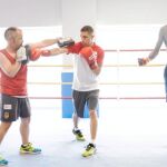 Los boxeadores Samuel Carmona y Youba Sissokho entrenan con Rafa Lozano