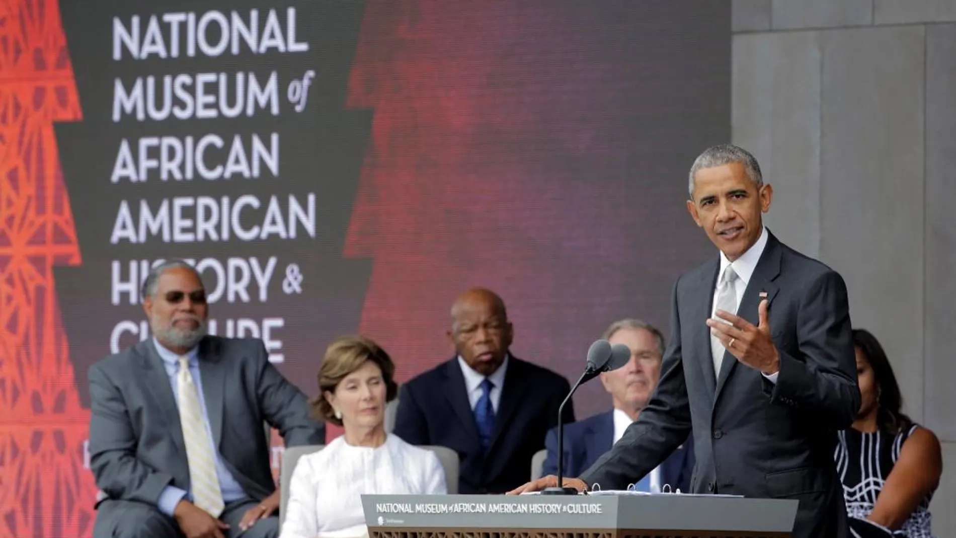Obama durante su discurso en la inaguración del Museo Nacional de la Historia y Cultura Afroamericana