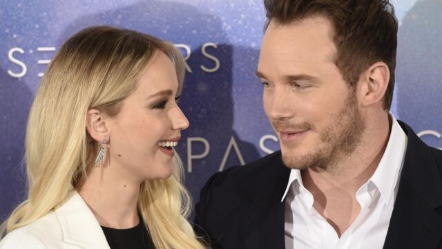 Jennifer Lawrence y Chris Pratt durante la presentación de la película "Passengers"en Madrid