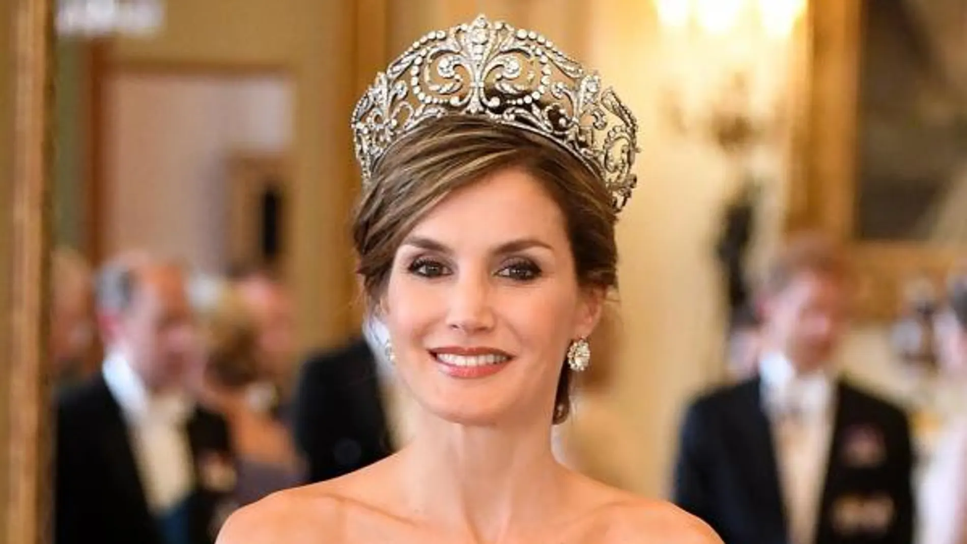 La Reina reina Letizia de España, ayer en la cena oficial