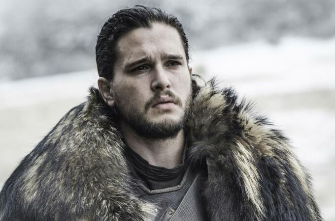 El gran parecido entre Kit Harington y un joven George RR Martin (FOTO)