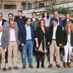 El presidente del PP, Alfonso Fernández Mañueco, junto a Ángeles Armisén, Alfonso Polanco y varios candidatos populares a alcaldías de localidades palentinas