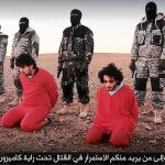 Propaganda del Daesh. Vídeo del Estado Islámico en el que los yihadistas ejecutan a cinco hombres acusados de espiar para Reino Unido en Siria
