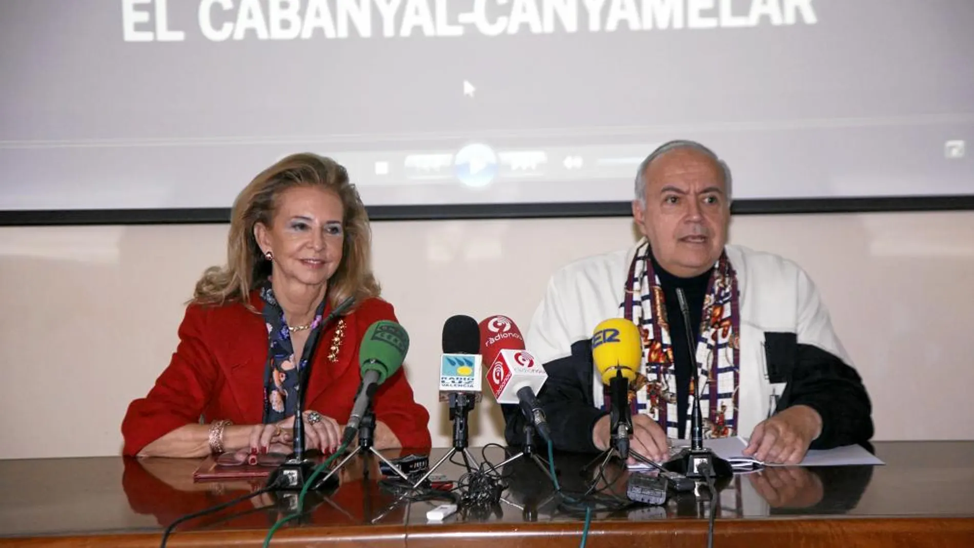 Mayrén Beneyto y José Luis Morenos presentaron la programación del teatro El Musical, cuya gestión pertenecer al productor