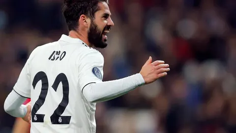 El centrocampista del Real Madrid Isco Alarcón celebrando un gol
