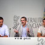 José María Ángel (centro) con el presidente de la Federación de Peñas, Vicente Nogueroles y Daniel Machancoses