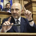 El comisario de Asuntos Económicos de la Comisión Europea (CE), el francés Pierre Moscovici, antes de ofrecer un discurso en Atenas, Grecia, el 18 de julio de 2016.