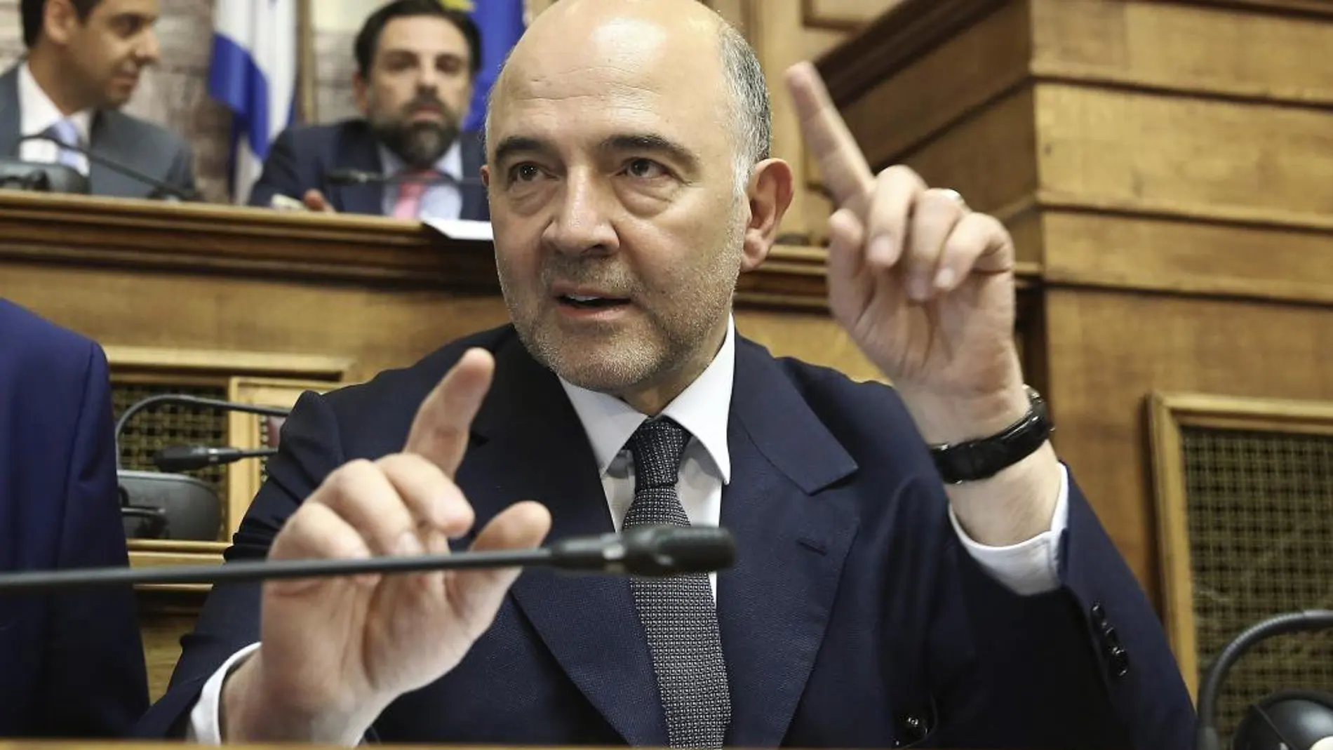 El comisario de Asuntos Económicos de la Comisión Europea (CE), el francés Pierre Moscovici, antes de ofrecer un discurso en Atenas, Grecia, el 18 de julio de 2016.