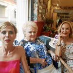 Carmen Lomana en un cumpleaños con Agatha Ruiz de la Prada y Cuqui Fierro