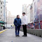 Martínez-Almeida y Mario Gallardo, de la Sirena Verde, coinciden en señalar que «si a la gente la limitas se va a la periferia donde pueden ir más cómodamente en sus coches»