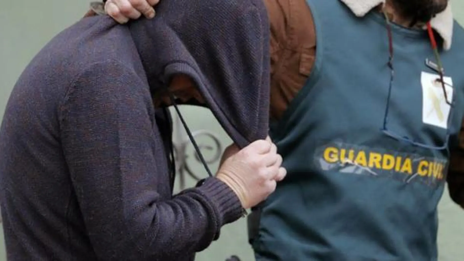 «El Chicle» durante su detención por la Guardia Civil