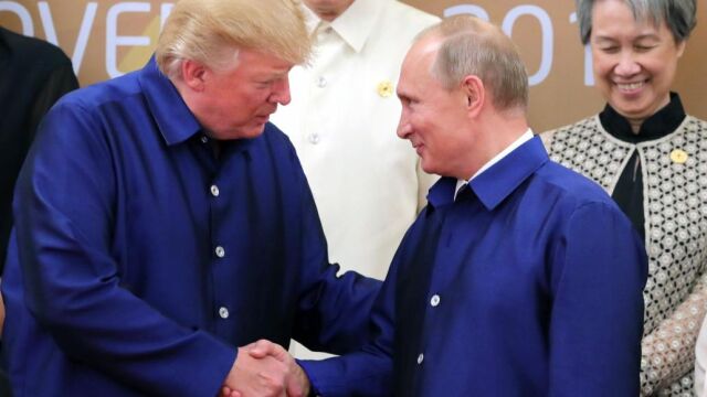 Trump saluda a Putin en la Apec /Efe
