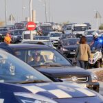 Los accesos al estadio por la Avenida de Arcentales fueron los principales afectados por los embotellamientos ayer por la tarde.