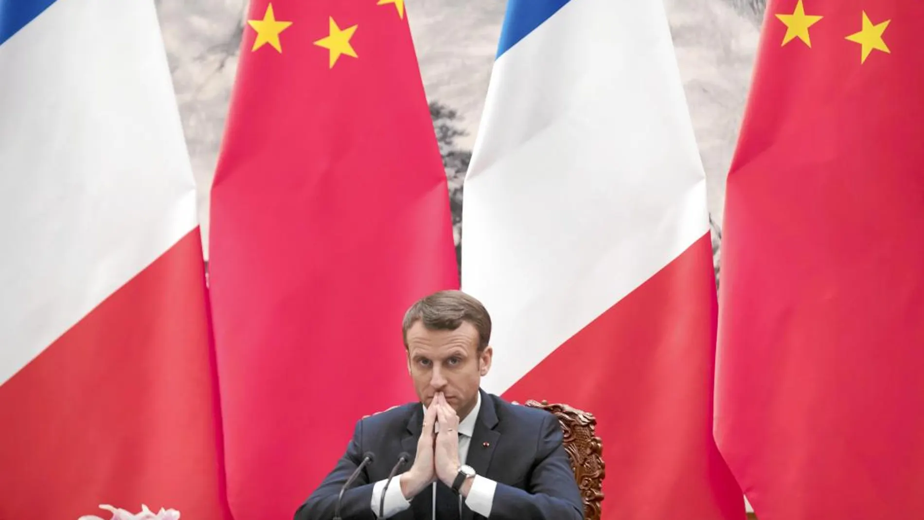 Emmanuel Macron en el Gran Palacio del Pueblo de Pekín en su reciente visita a China