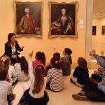 Los niños de 8 a 10 años podrán pasar una noche entera en los museos acompañados de varios actores que les guiarán a través de un recorrido con actividades que fomenten la imaginación y la creatividad de los pequeños. LA RAZÓN