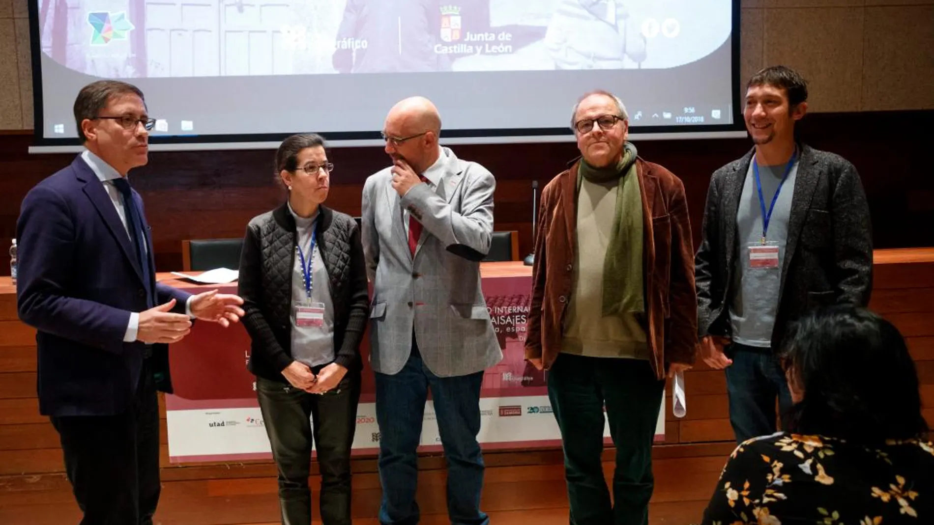 El director general de Patrimonio Cultural, Enrique Saiz, y el director del Museo Etnográfico de Castilla y León, Pepe Calvo, inauguran el I Congreso Internacional de Paisajes Culturales Sagrados, entre otras autoridades