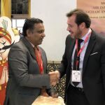 Óscar Puente y el delegado para España de la compañía aérea, Krishnakumar V. Kunjappan