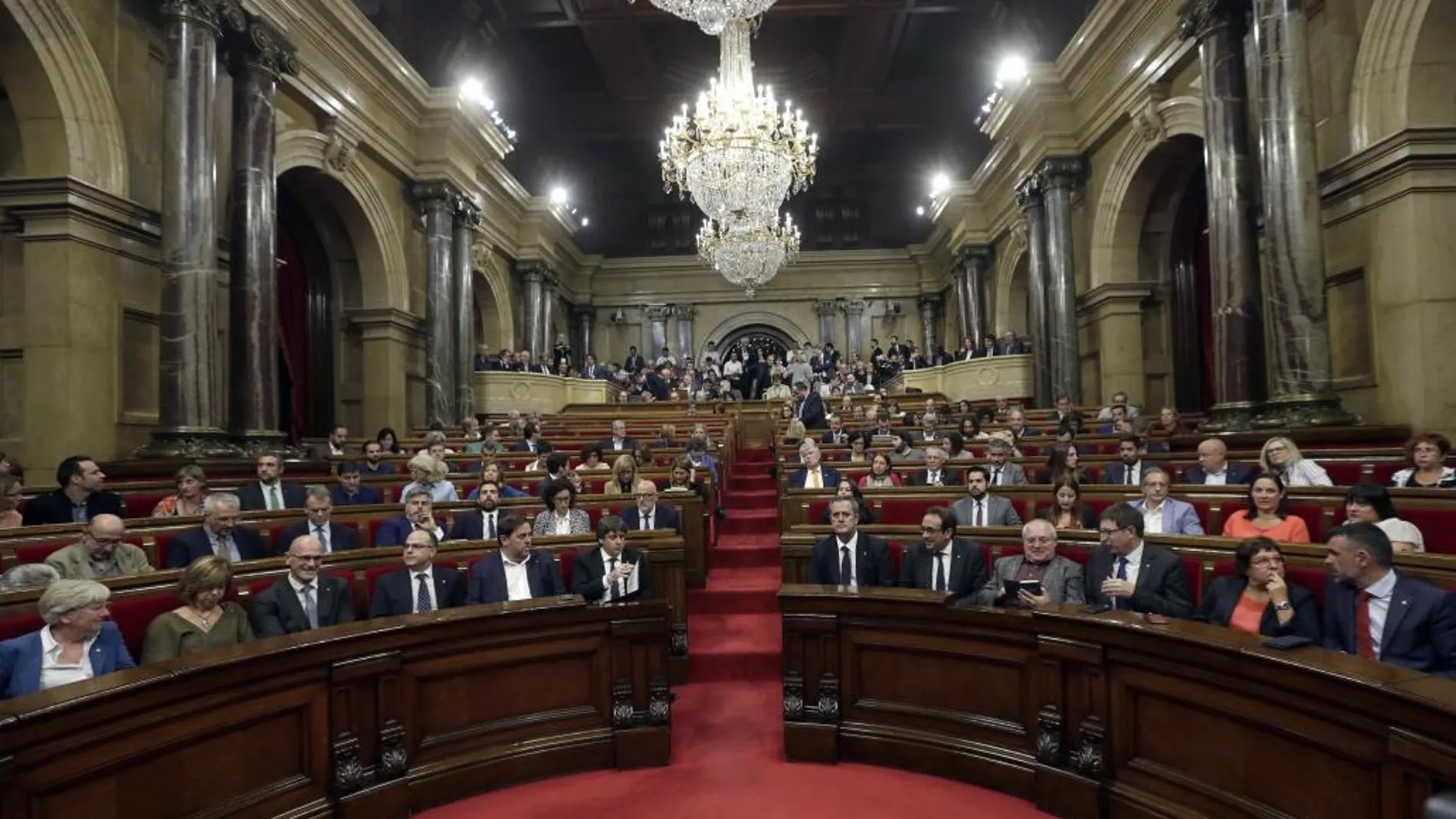Sesión del Parlamento catalán de la pasada semana. EFE/Alberto Estévez