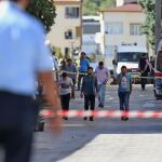 Policía turca en el lugar del atentado de Gaziantep.