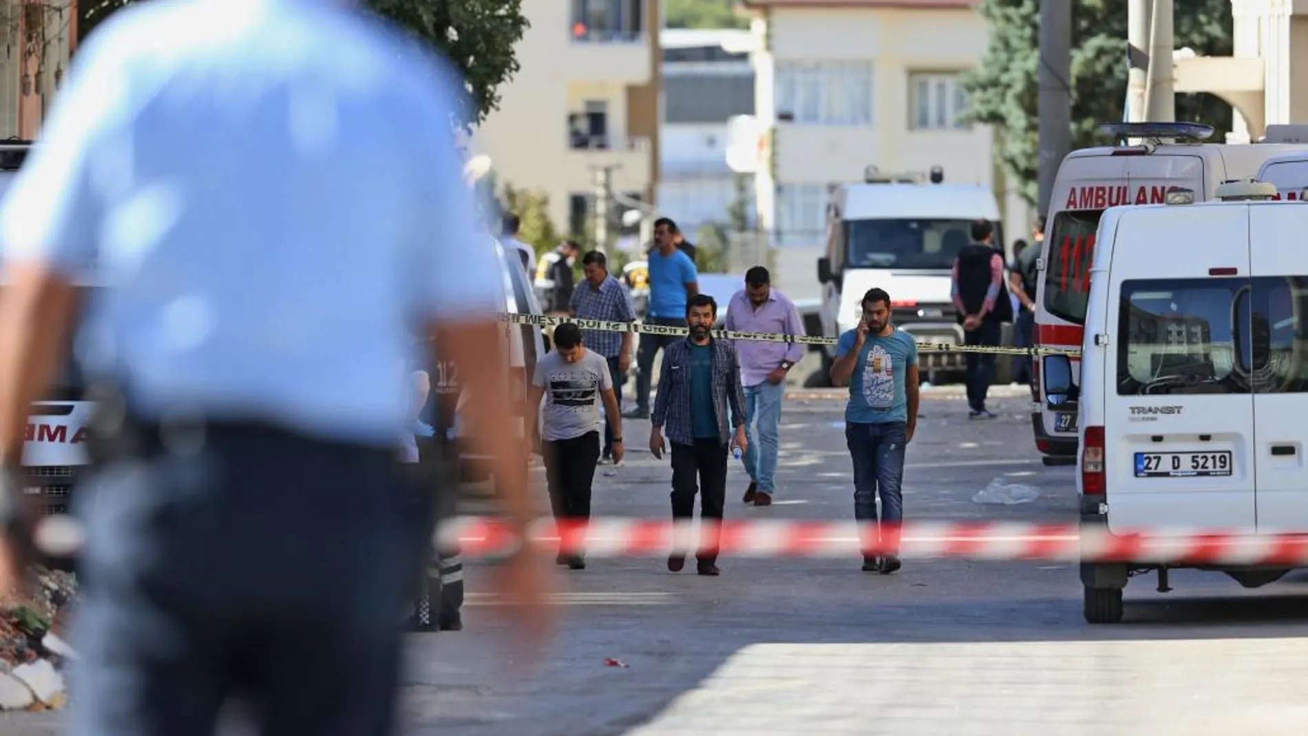 Policía turca en el lugar del atentado de Gaziantep.